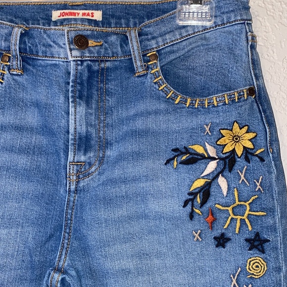 Johnny Was Embroidered Jeans size 28 - Picture 2 of 9